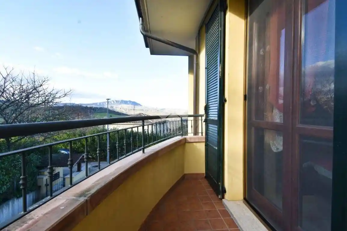 Appartamento in vendita a Montescudo - Montecolombo