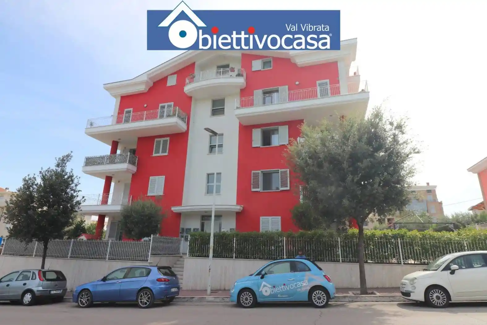 Quadrilocale viale Europa 18, Centro, Nereto - foto 2