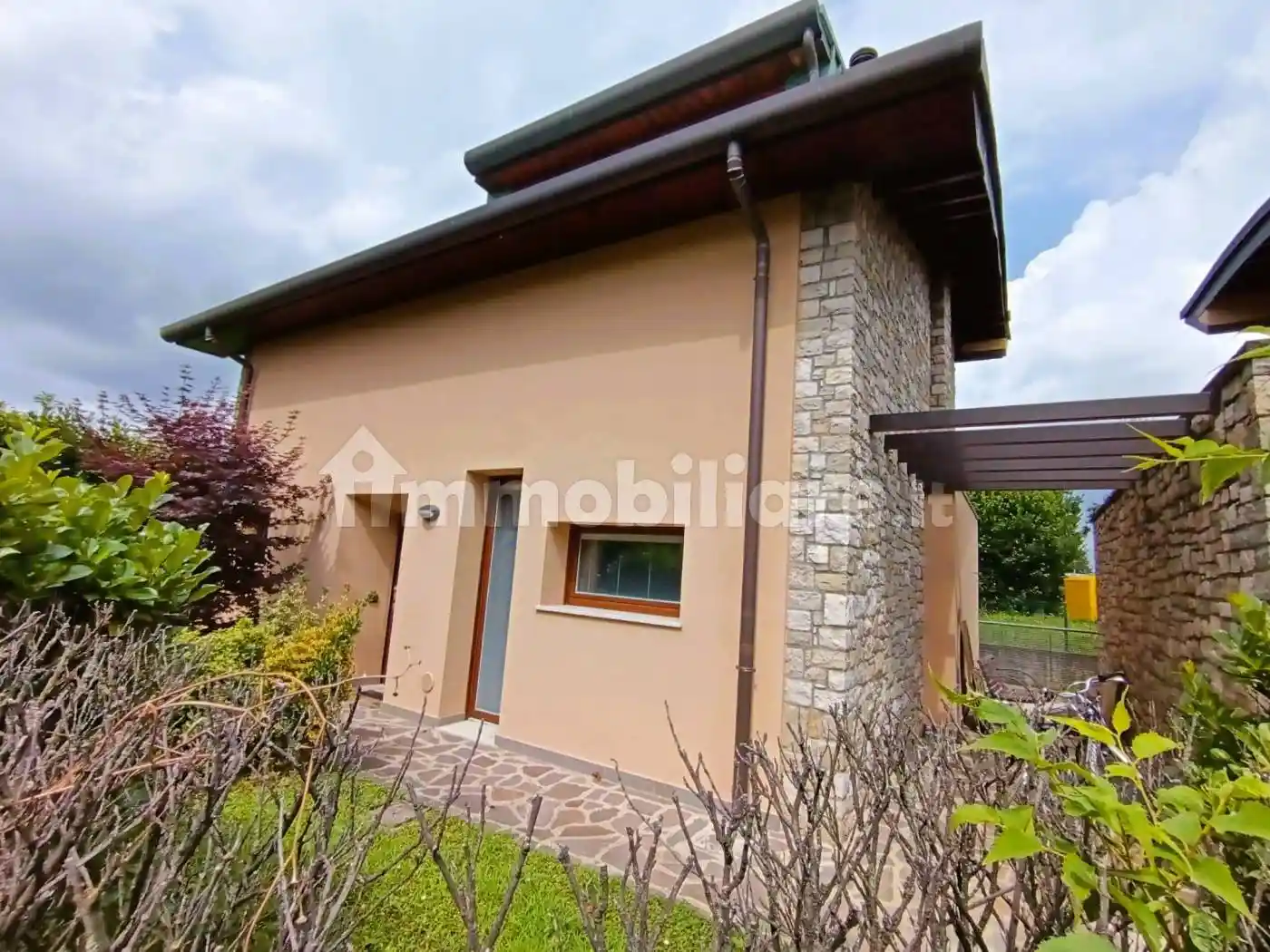 Villetta a schiera in vendita a Brusaporto