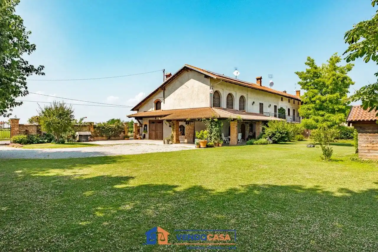 Rustico - Casale in vendita a Bene Vagienna