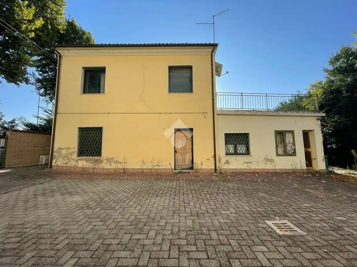 Casa indipendente in vendita a Ferrara