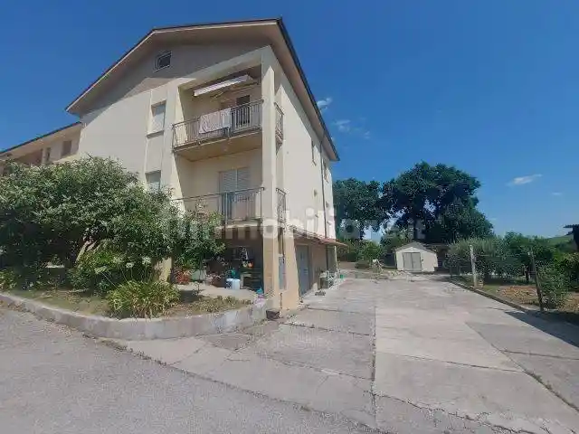 Casa indipendente in vendita a Serra de' Conti