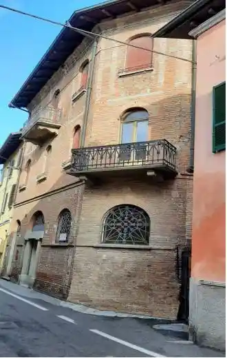 Palazzo - Edificio in vendita a Crema