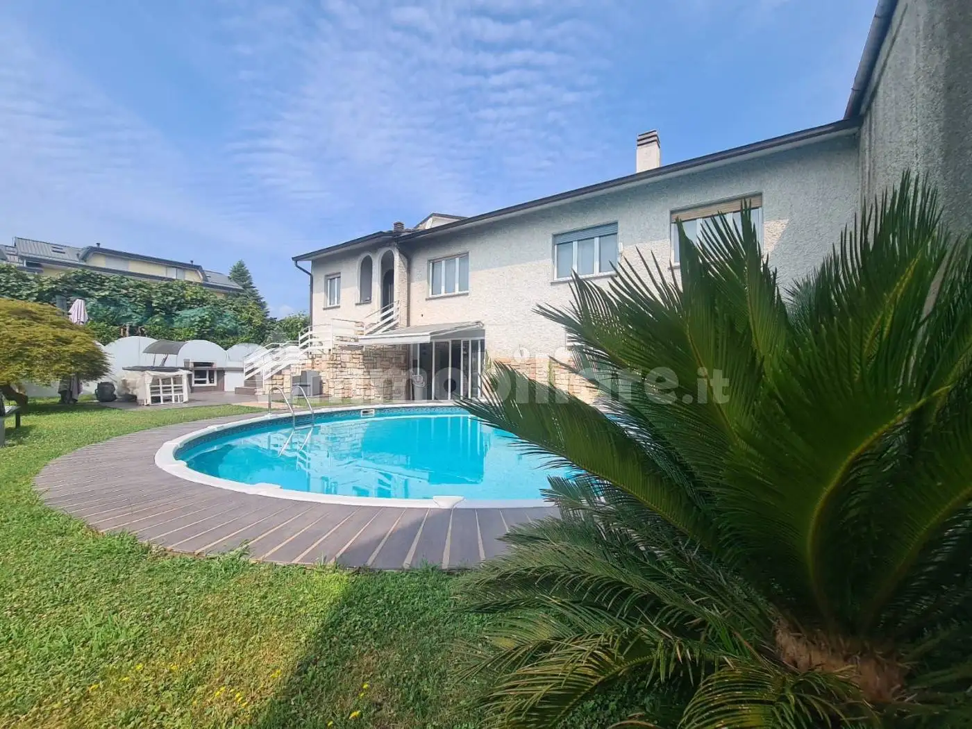 Villa in vendita a Carvico