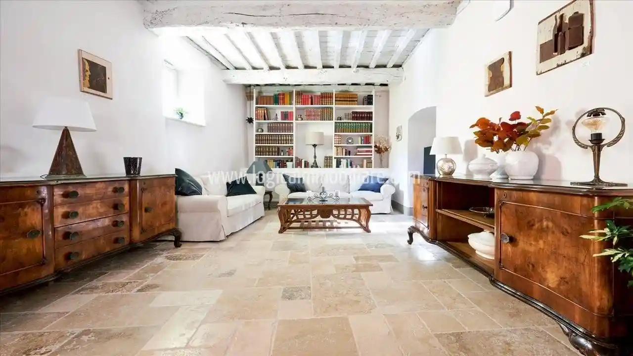 Casa indipendente in vendita a Sarteano