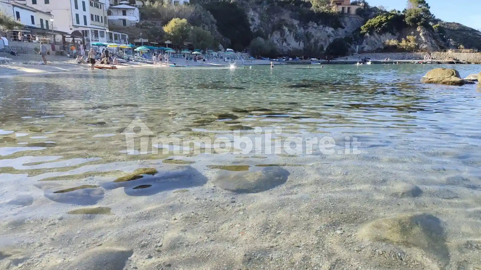 Palazzo - Edificio in vendita a Marciana
