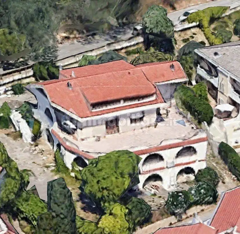 Palazzo - Edificio in vendita a Pescara