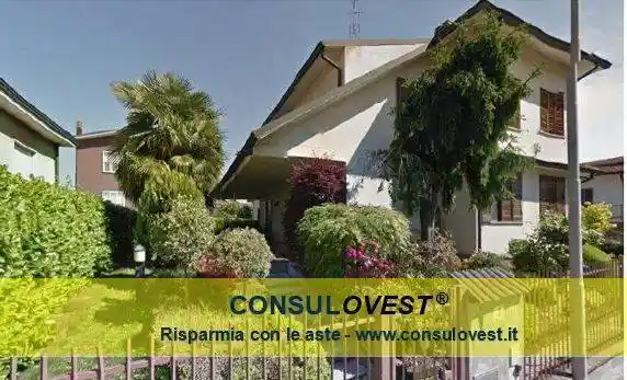 Villa in vendita a Peschiera Borromeo