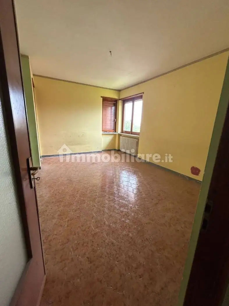 Appartamento in affitto a Barge