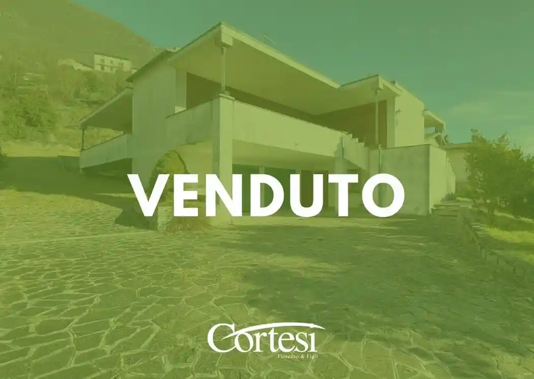 Villa in vendita a Endine Gaiano