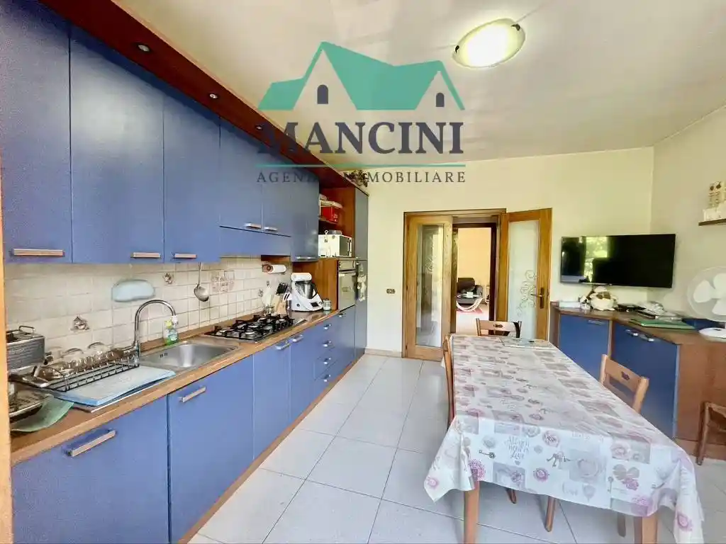 Casa indipendente in vendita a Monte Roberto