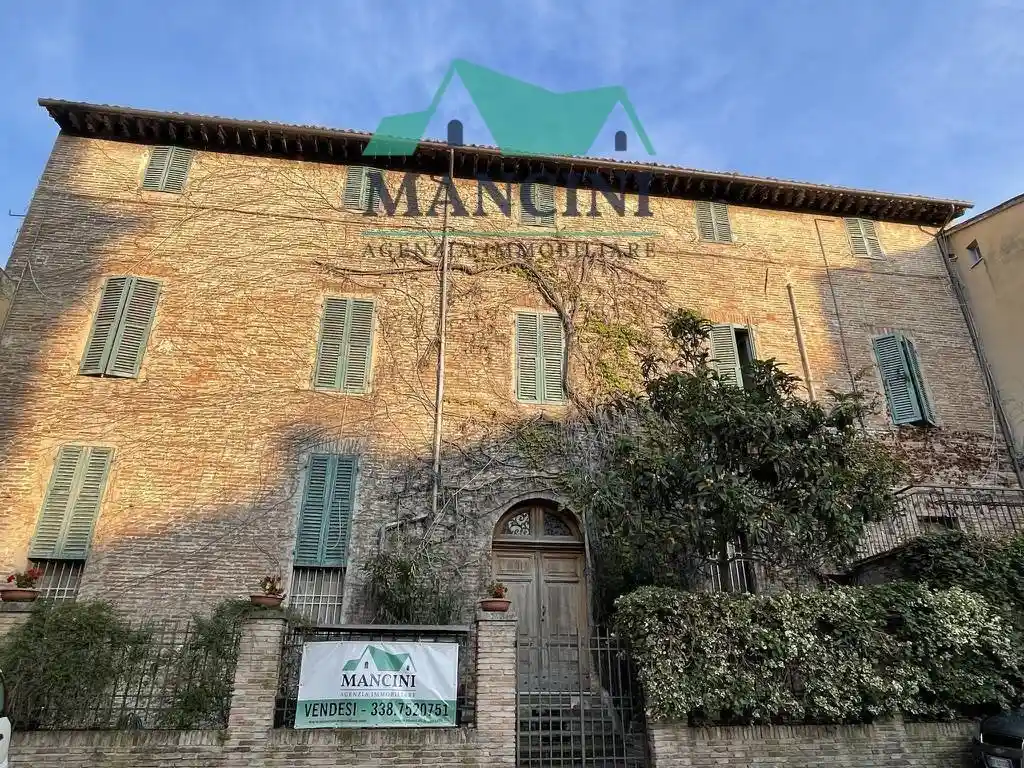 Casa indipendente in vendita a Jesi