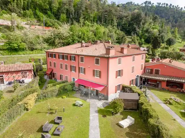 Appartamento in vendita a Camaiore