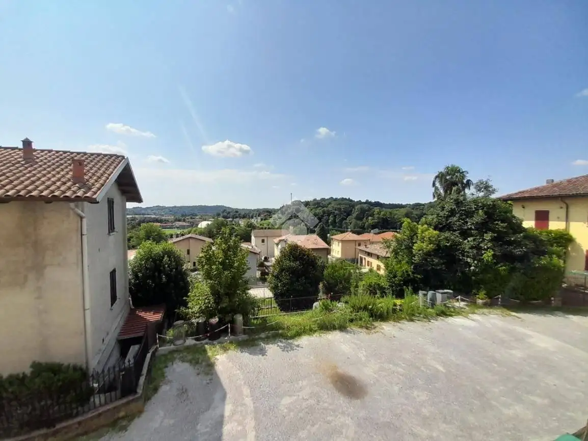 Trilocale piazza Libertà 5, Centro, Anzano del Parco - foto 4