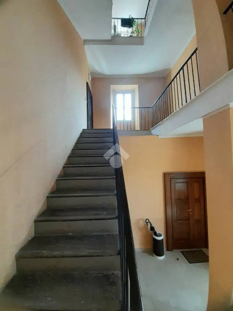 Trilocale piazza Libertà 5, Centro, Anzano del Parco - foto 5