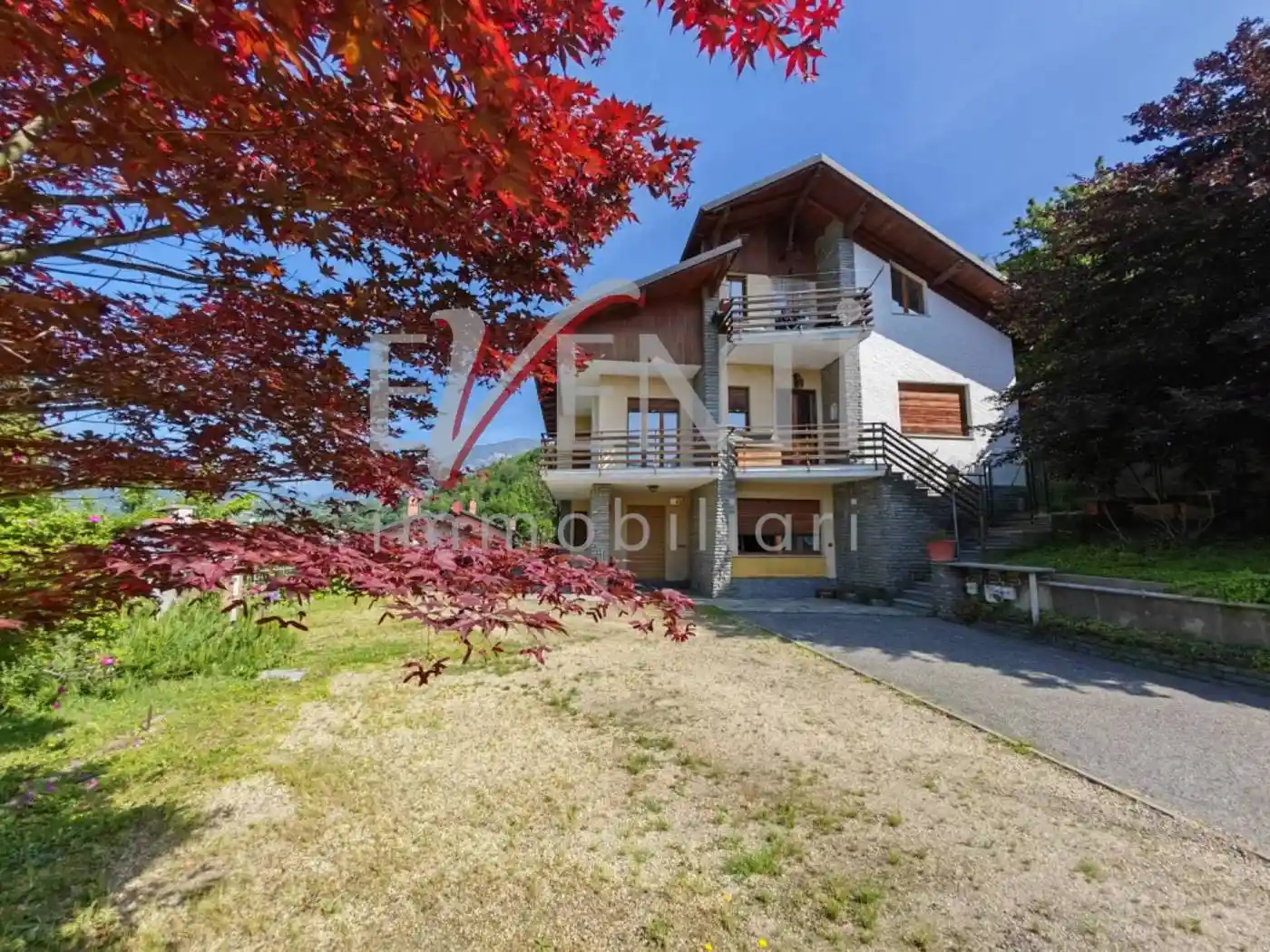 Villa in vendita a Pinasca