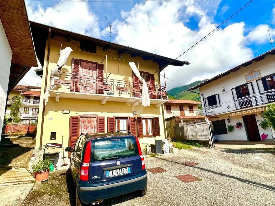 Casa indipendente in vendita a Vallo Torinese