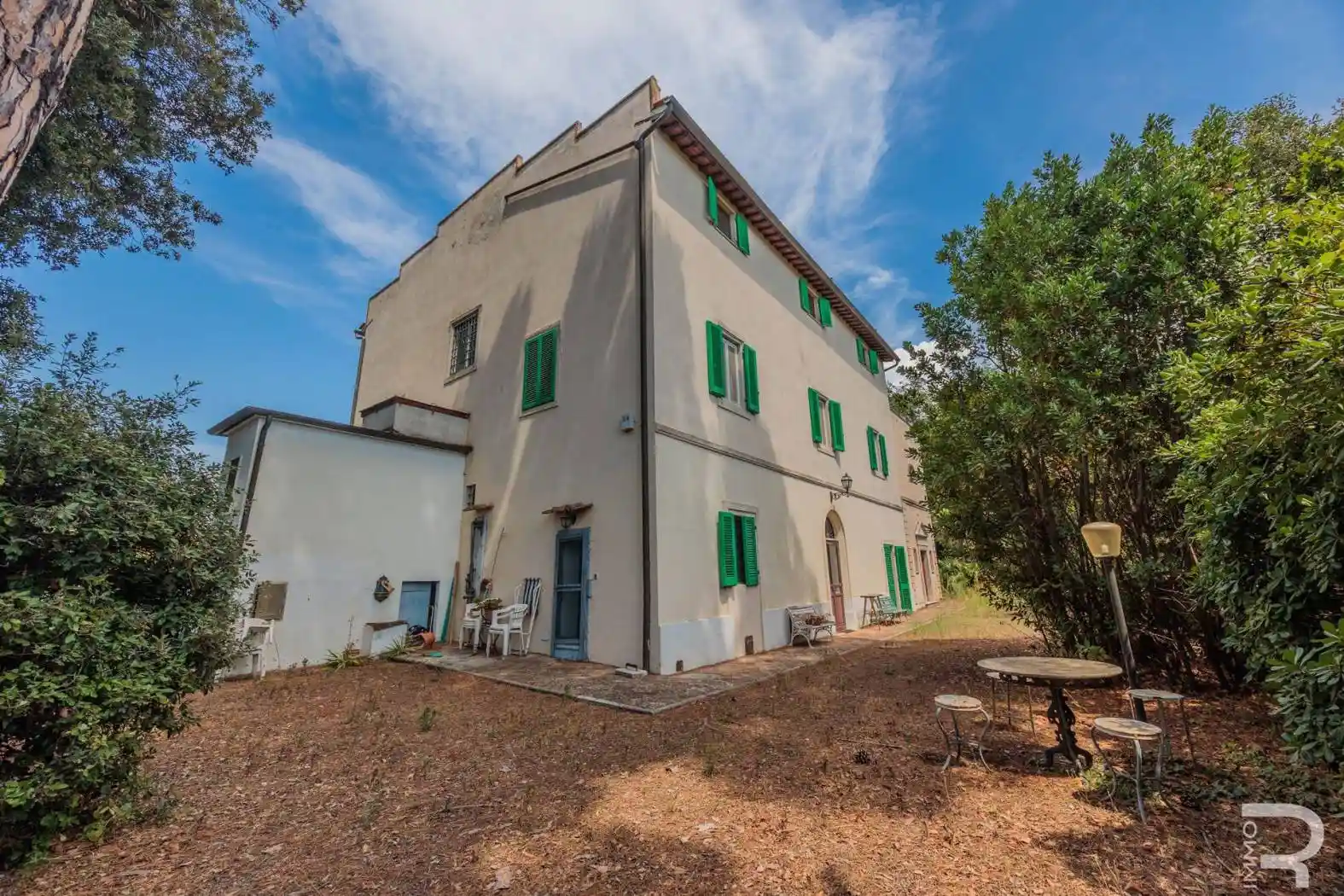 Villa in vendita a Cecina