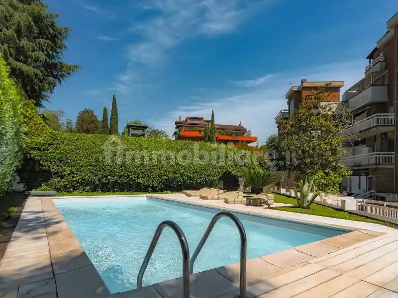 Appartamento in vendita a Roma