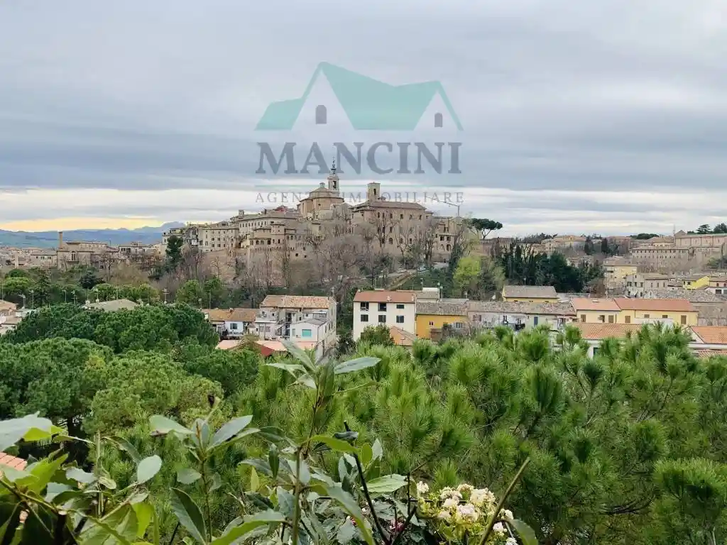 Appartamento in vendita a Jesi