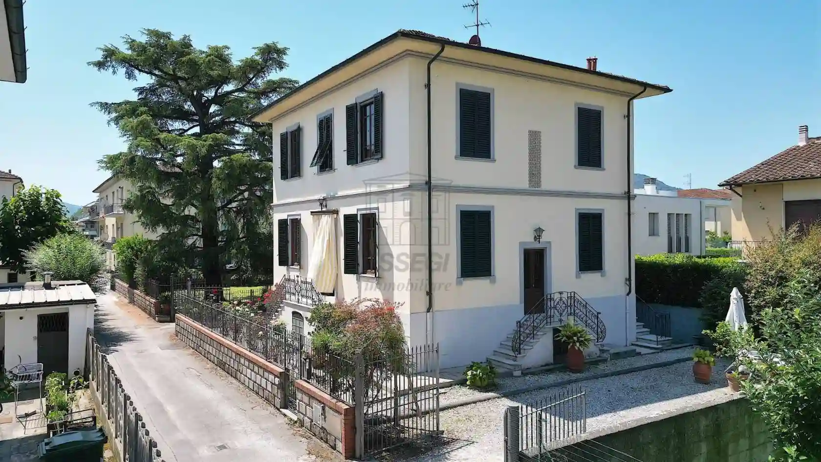 Villa - foto 2