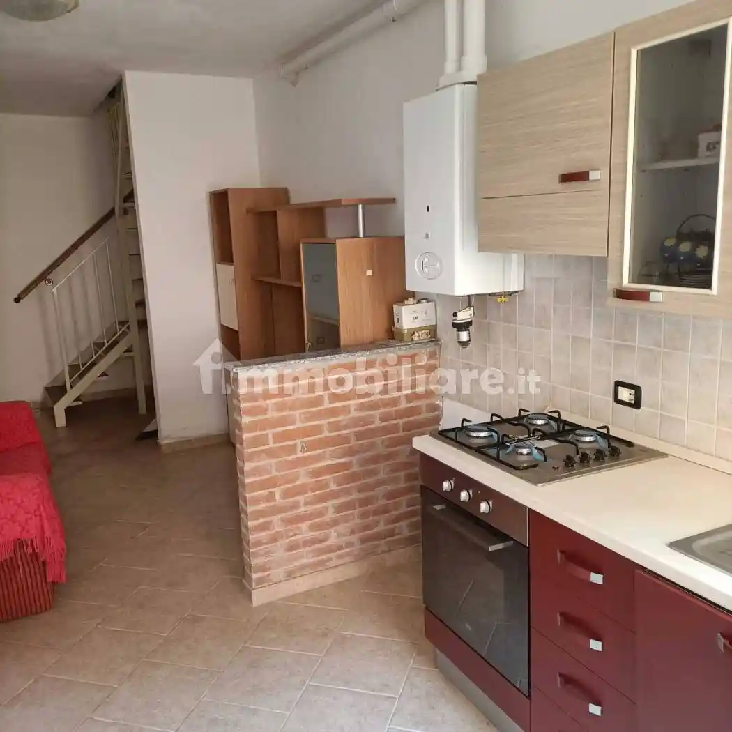 Casa indipendente in vendita a Ziano Piacentino