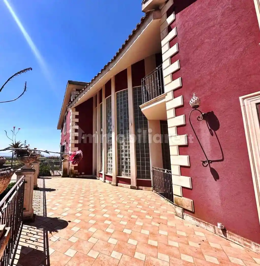 Villa in vendita a Caltagirone