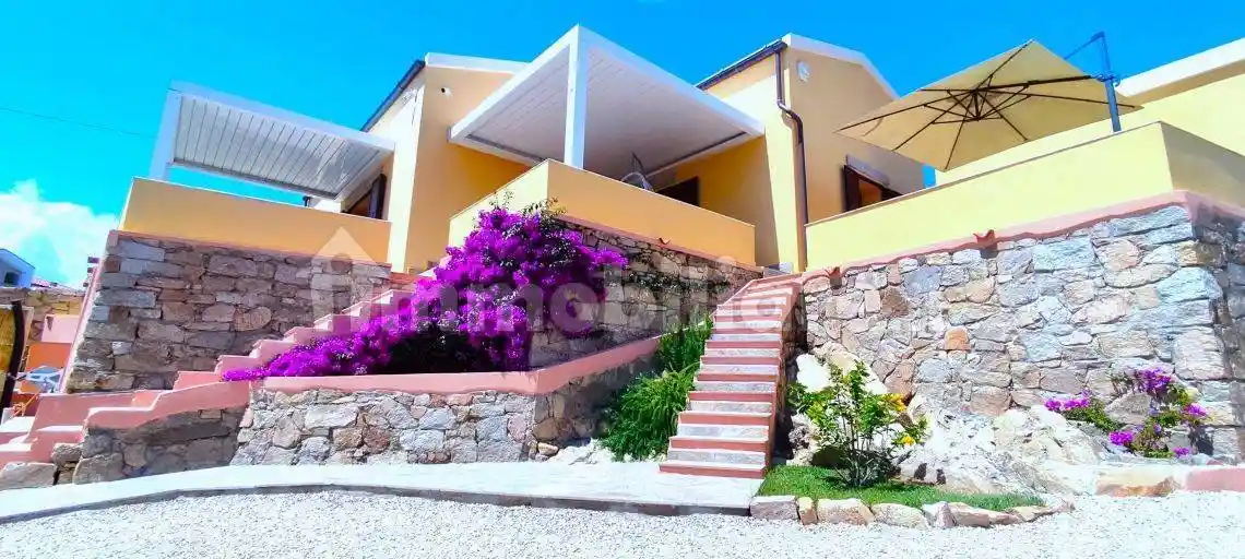 Villa in vendita a La Maddalena