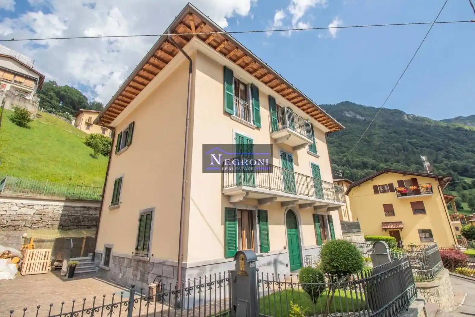 Villa in vendita a Ardesio