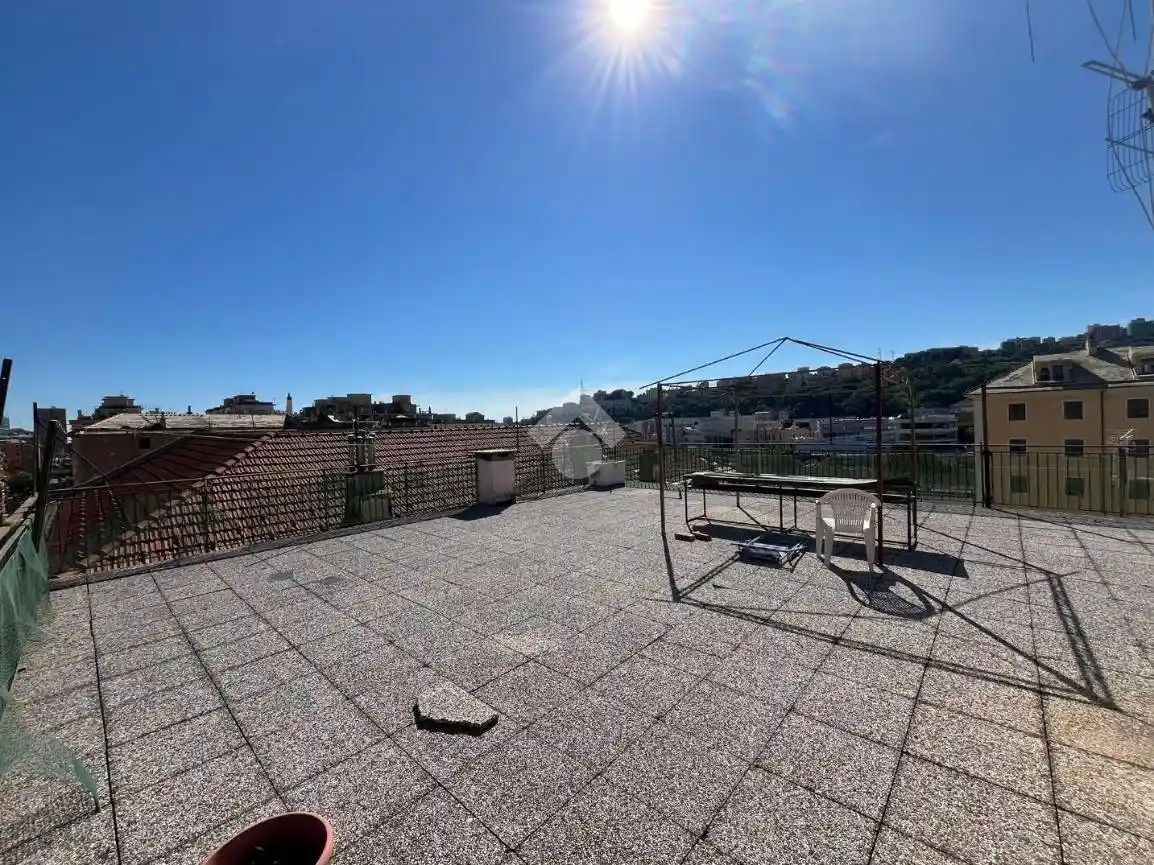 Appartamento in vendita a Genova