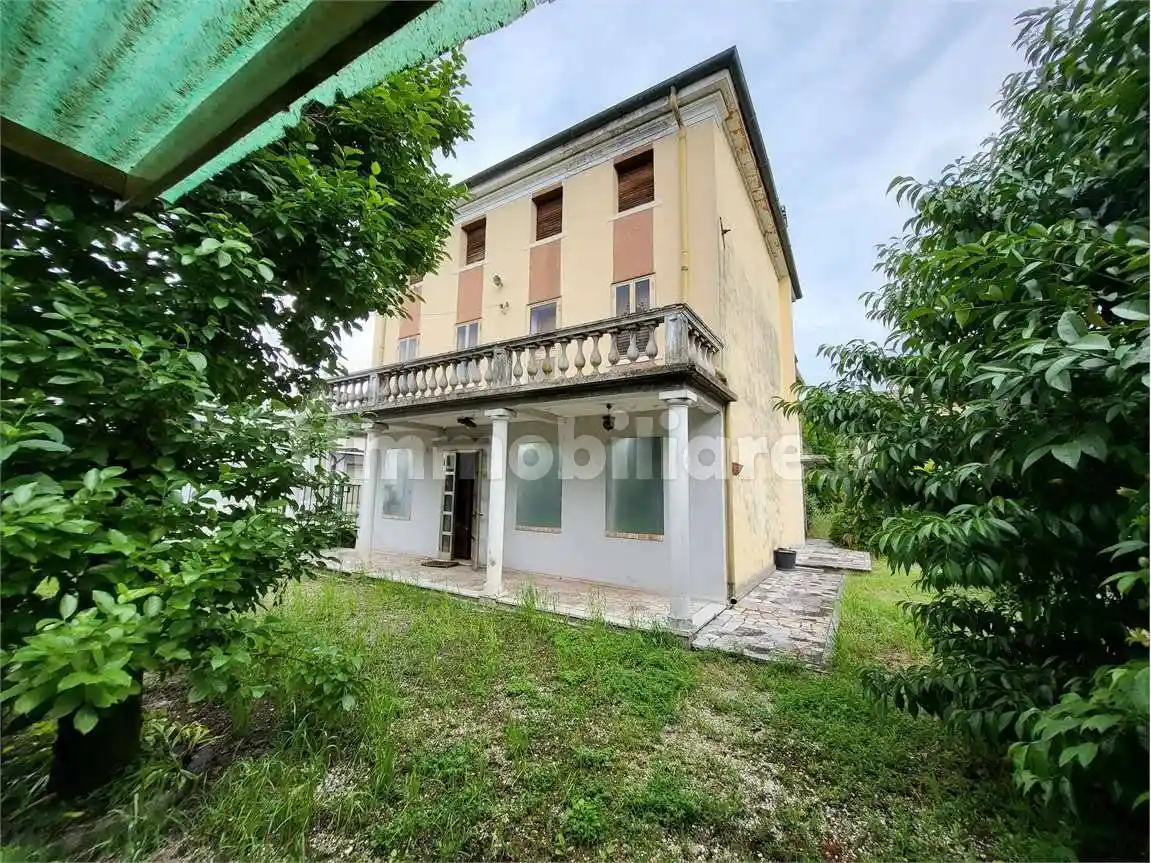 Casa indipendente in vendita a Caerano di San Marco