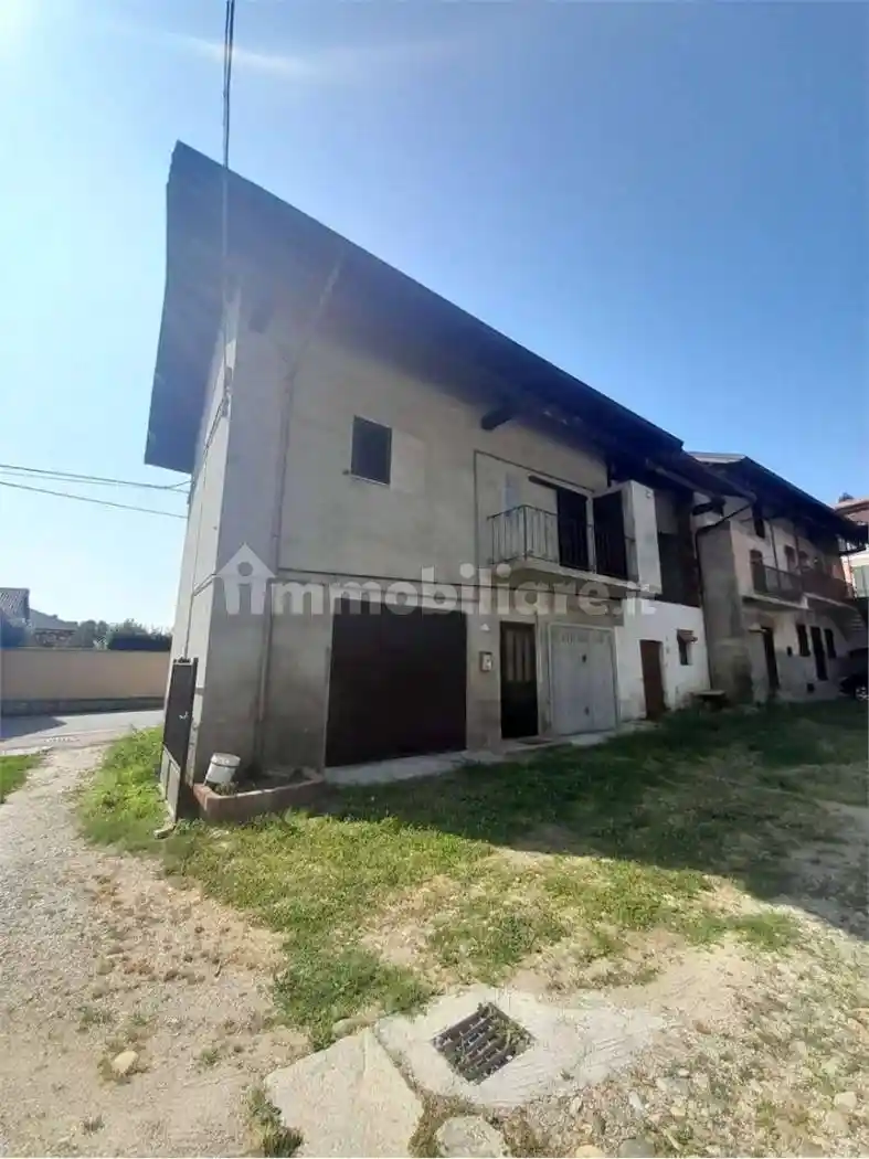 Casa indipendente in vendita a Bogogno