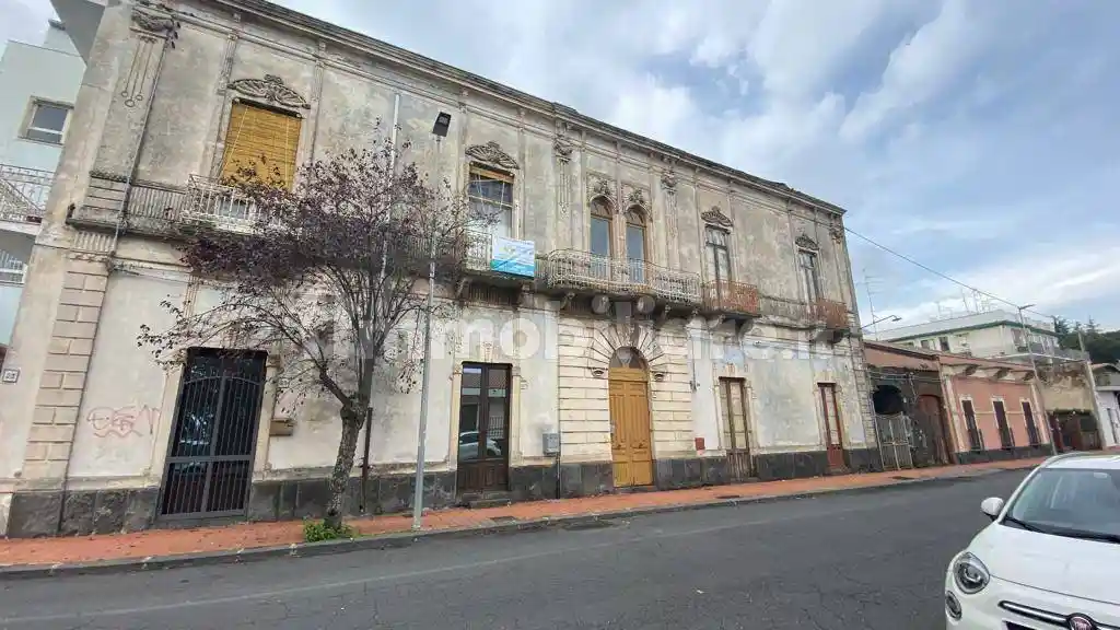 Villa in vendita a Trecastagni