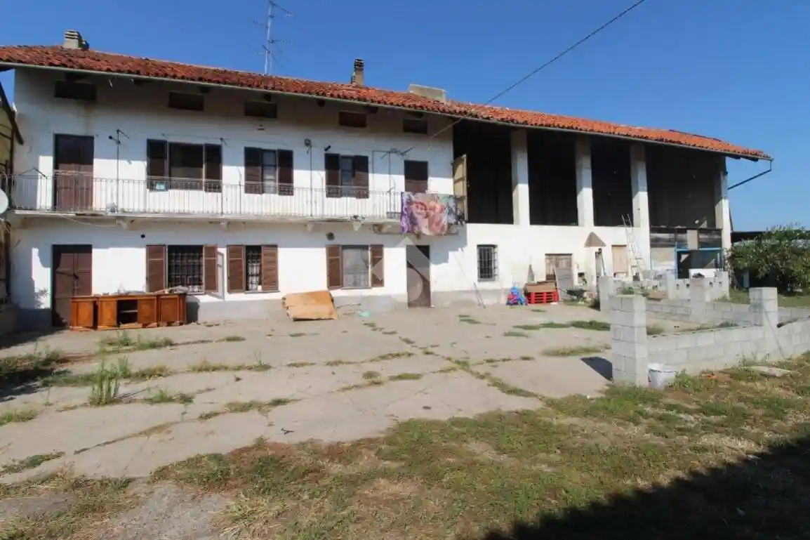 Rustico - Casale in vendita a Tronzano Vercellese