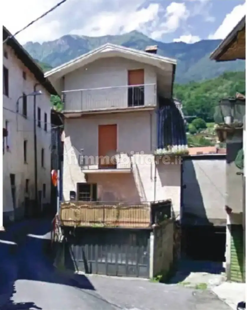 Casa indipendente in vendita a Ono San Pietro