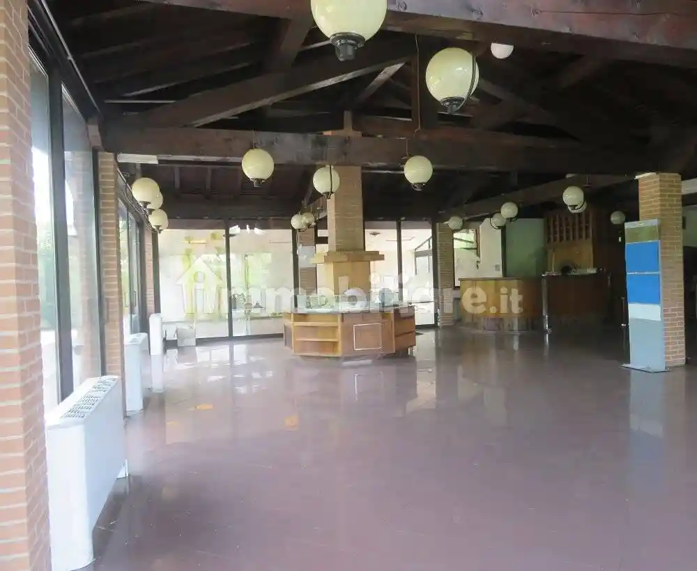 Villa in vendita a Cermenate