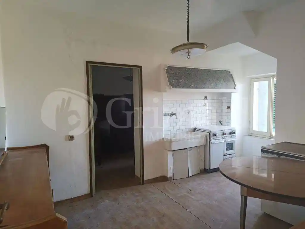 Casa indipendente in vendita a San Marcello