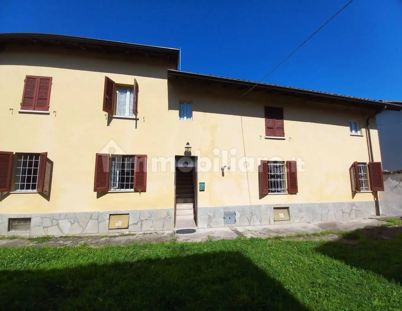 Villa in vendita a Codevilla