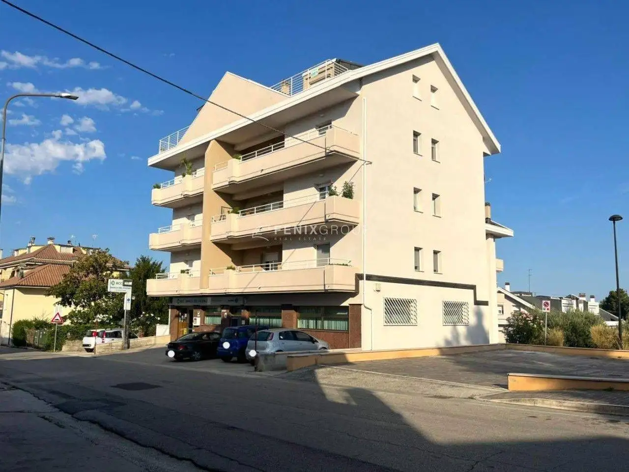 Quadrilocale viale Rimembranze 83, Centro, Appignano del Tronto - foto 2