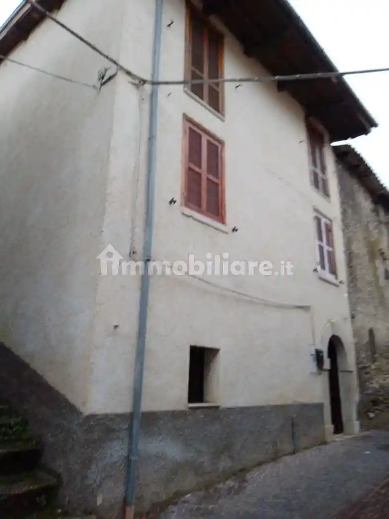 Casa indipendente in vendita a Petrella Salto