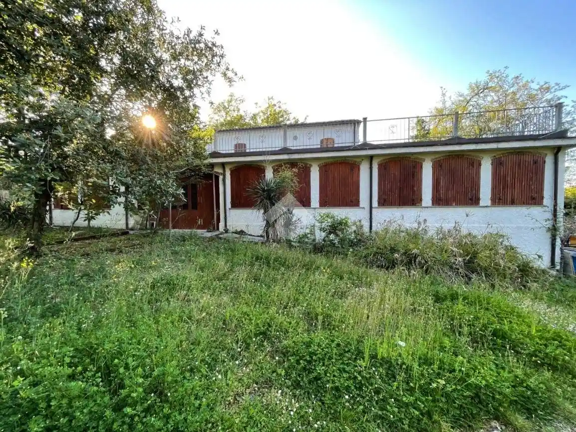 Casa indipendente in vendita a Verucchio