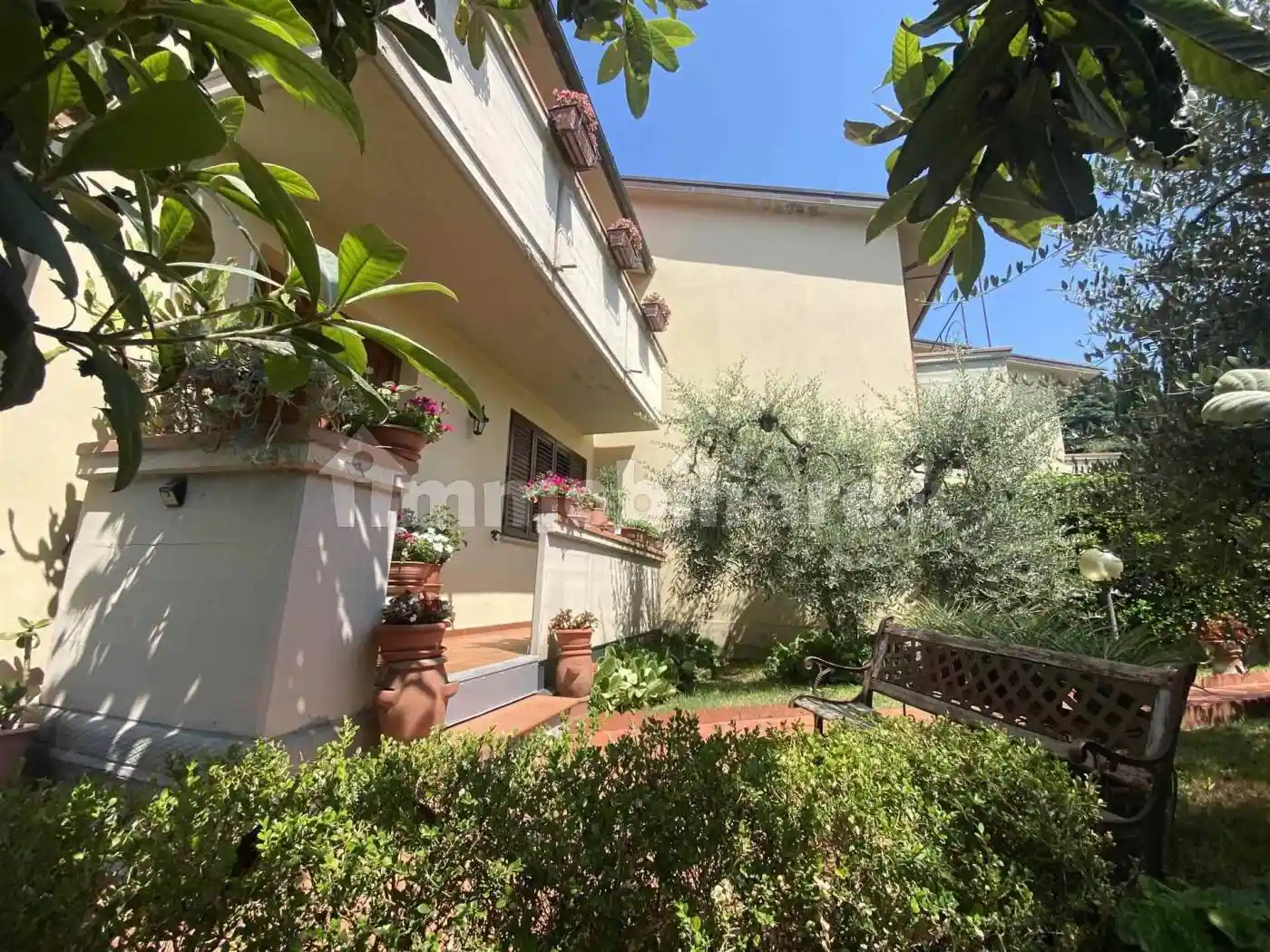 Villa in vendita a Carmignano