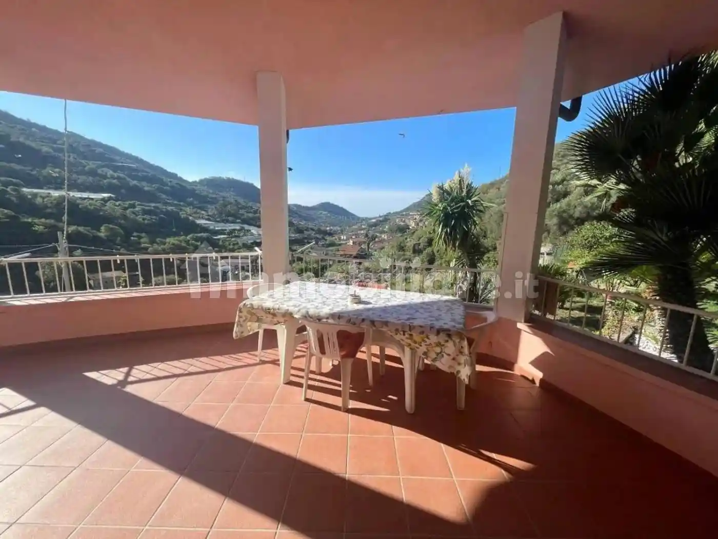 Villa in vendita a San Biagio della Cima