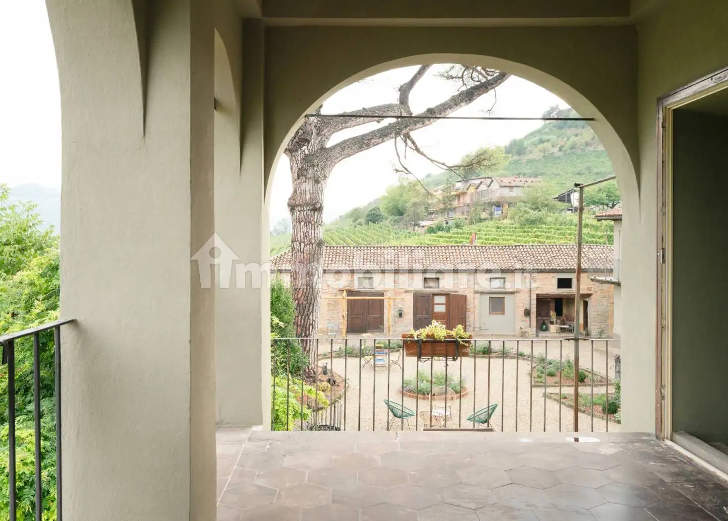 Villa unifamiliare via Fontanette, Centro, Santo Stefano Belbo - foto 5