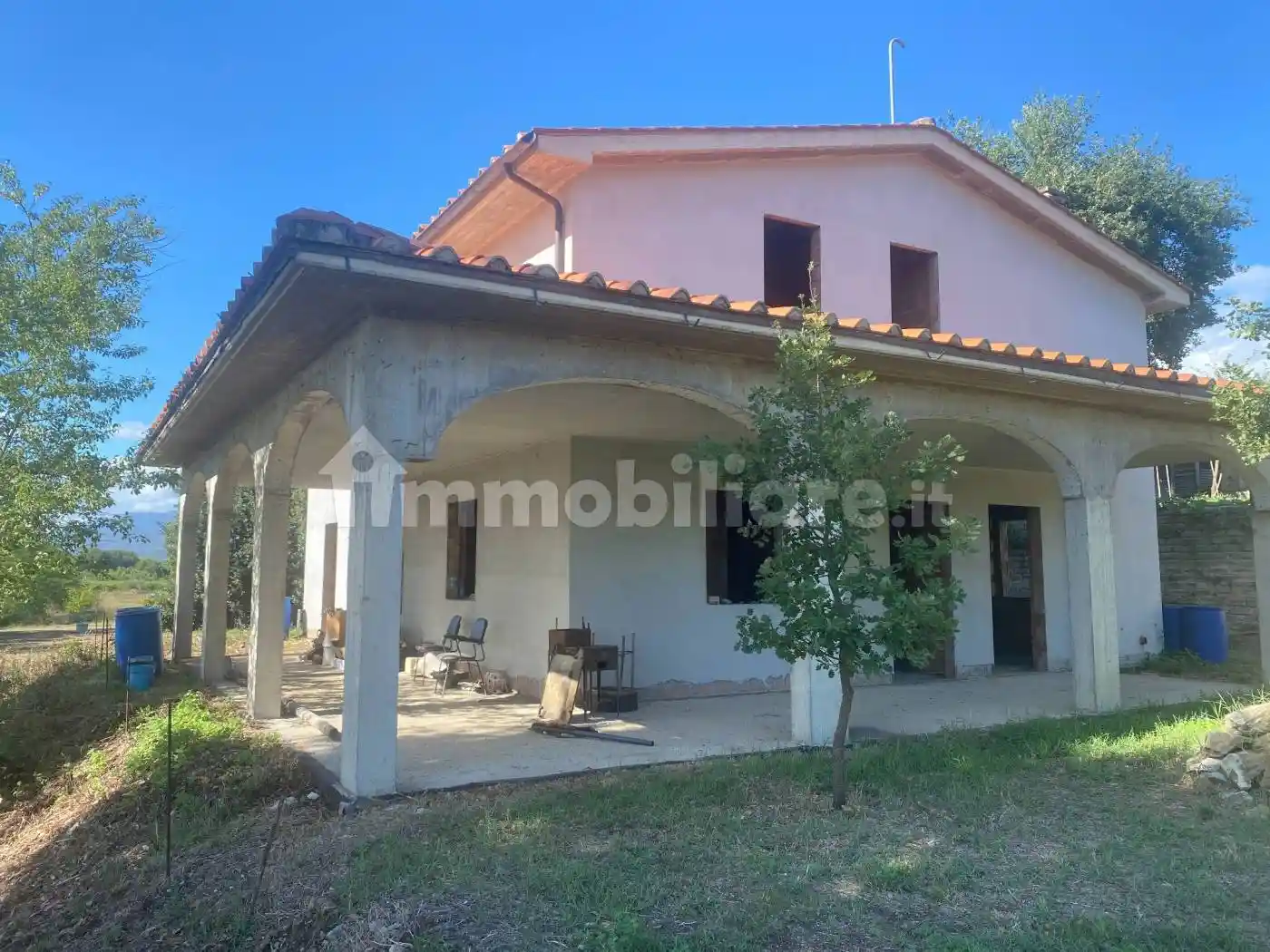 Villa in vendita a Arezzo