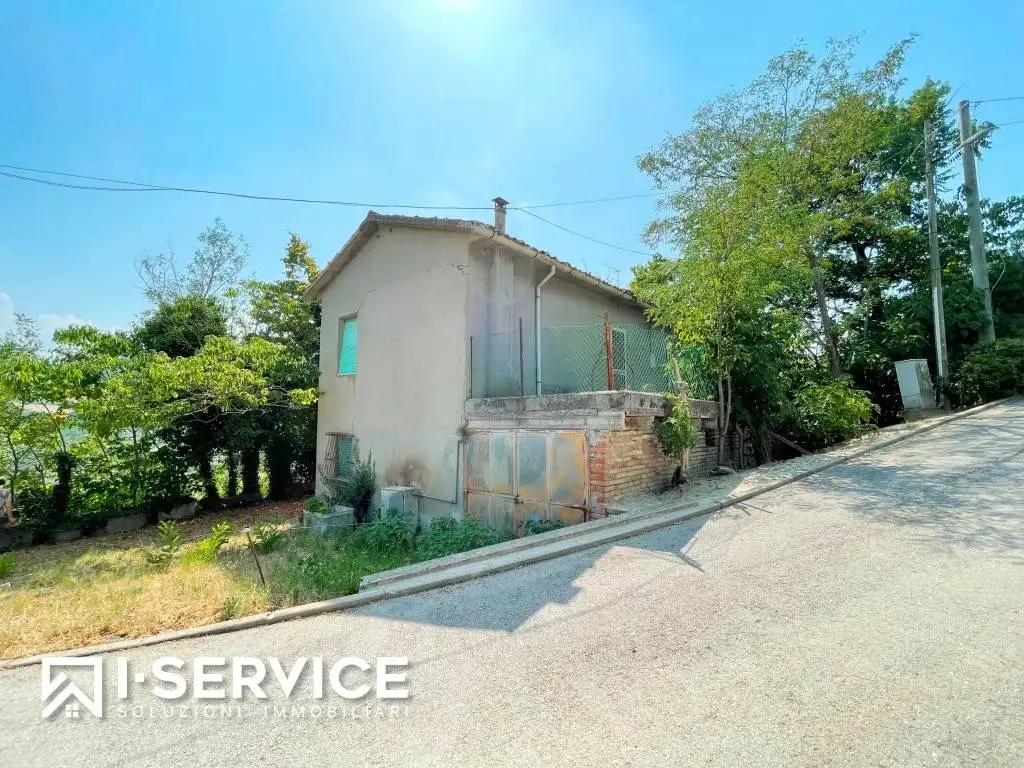 Casa indipendente in vendita a Cesena
