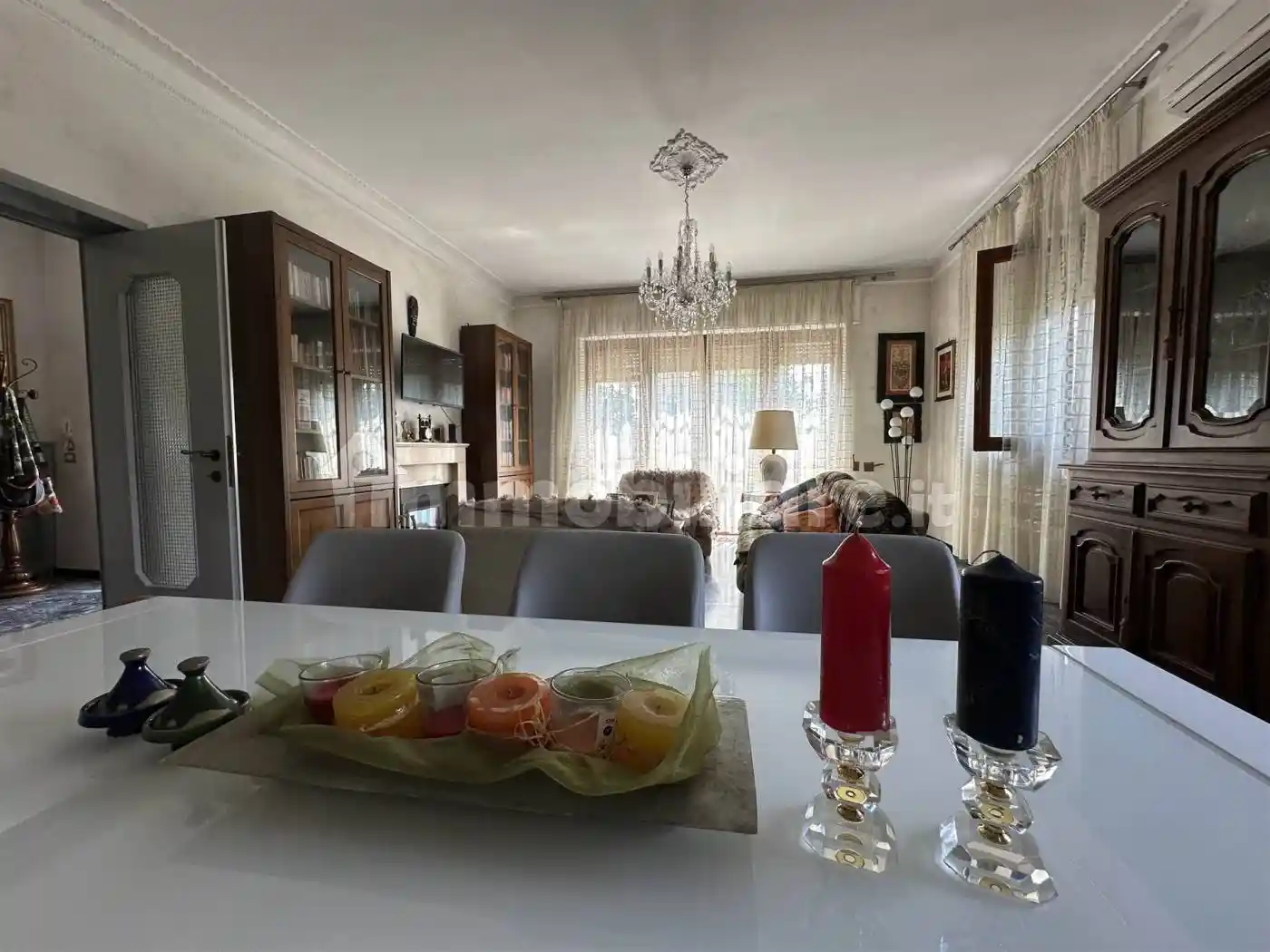 Villa in vendita a Cadeo