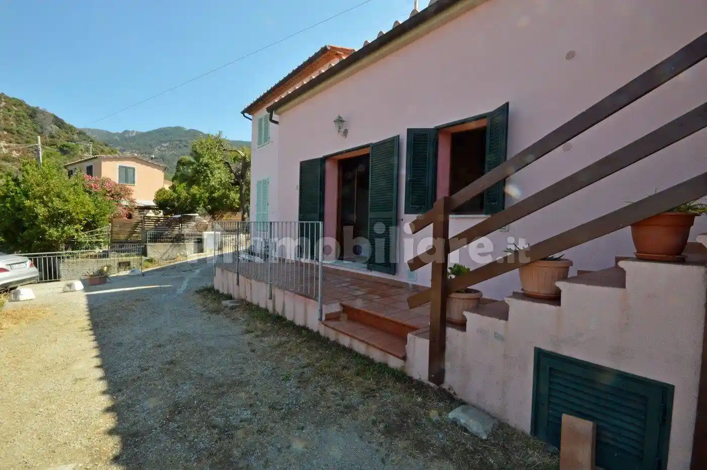 Appartamento in vendita a Marciana