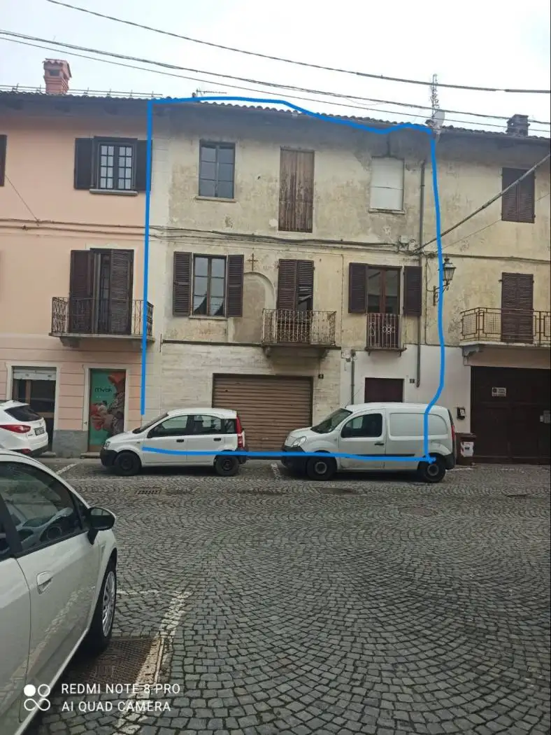 Palazzo - Edificio in Vendita