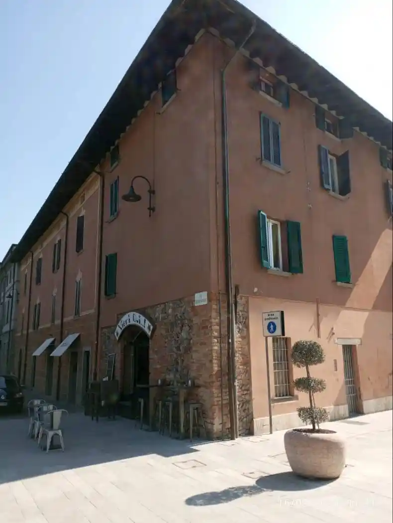 Palazzo - Edificio in vendita a Romano di Lombardia